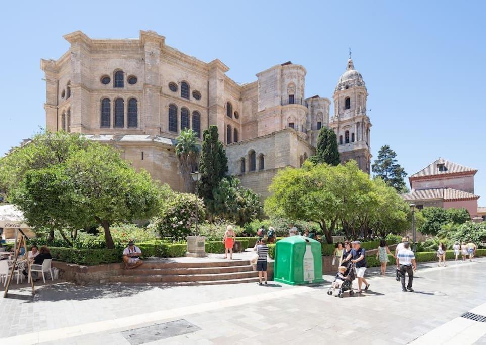 Cathedral Suites Málaga Oda fotoğraf