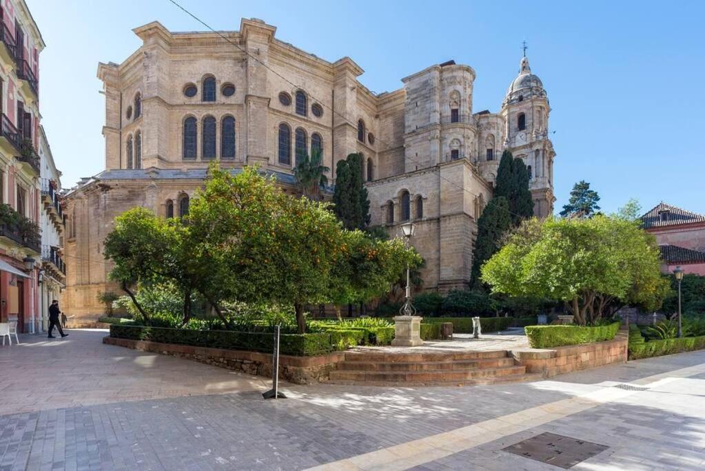 Cathedral Suites Málaga Oda fotoğraf