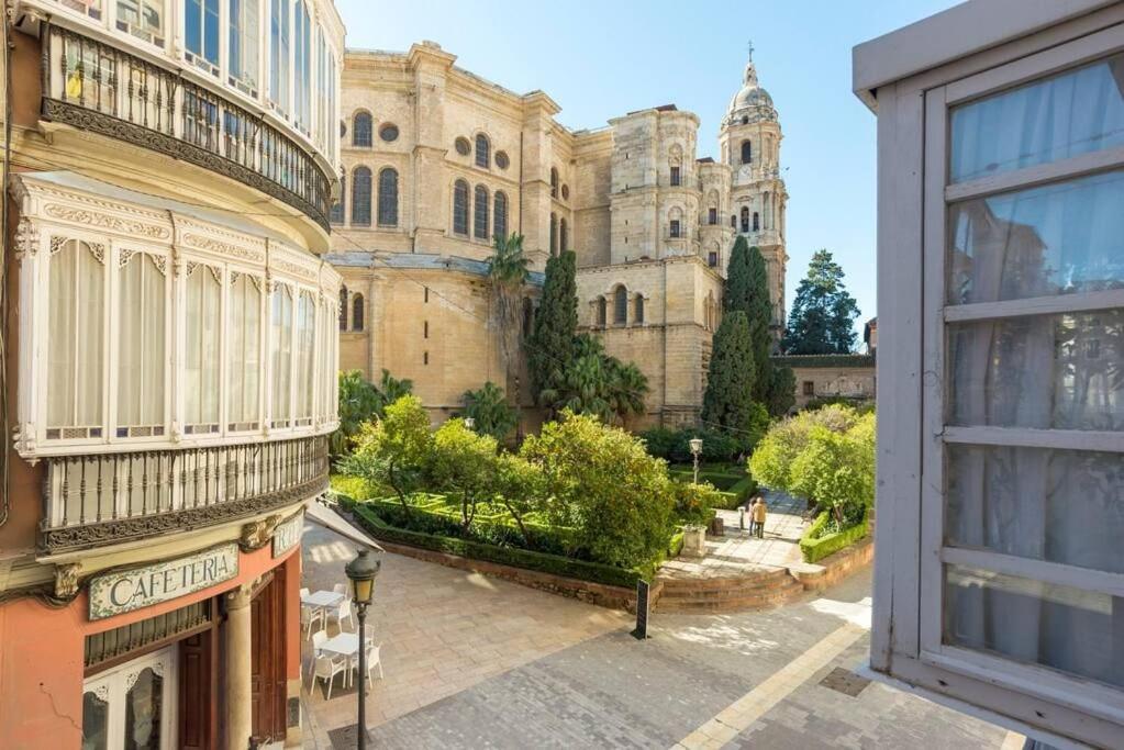 Cathedral Suites Málaga Oda fotoğraf