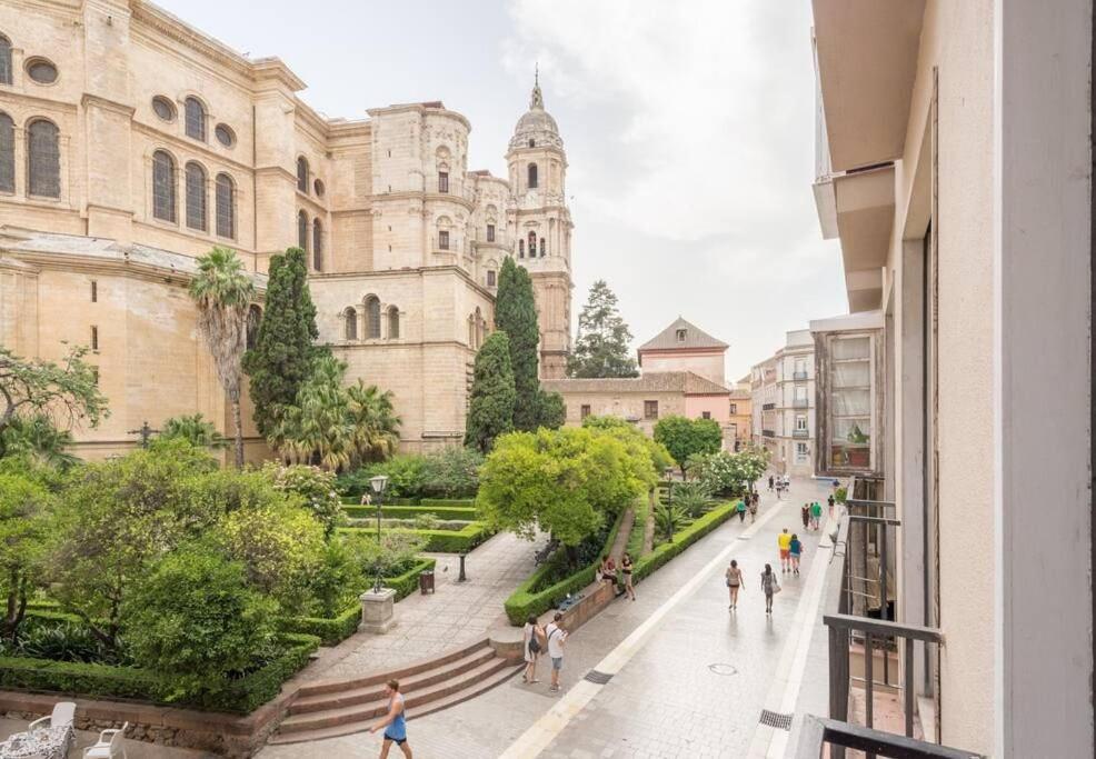 Cathedral Suites Málaga Oda fotoğraf